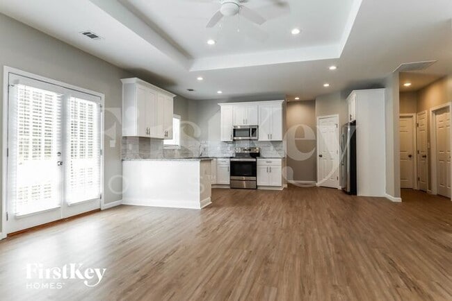 Photo - 593 South St