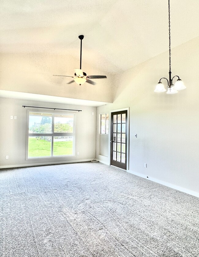 Photo - 71 Waiaka Ln