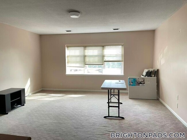 Photo - 30 Lake Shore Ct Unit 4