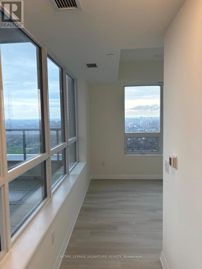Photo - 3270 Sheppard Ave E Unit Lph26