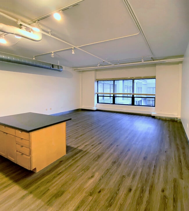 Midtown Exchange Apartments