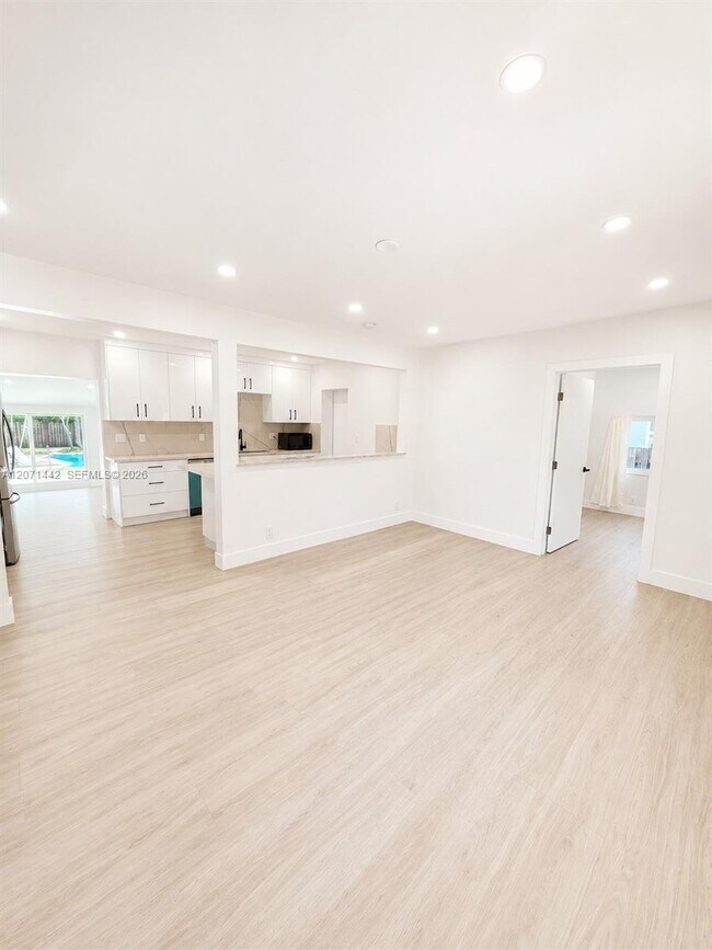 Photo - 1508 Funston St
