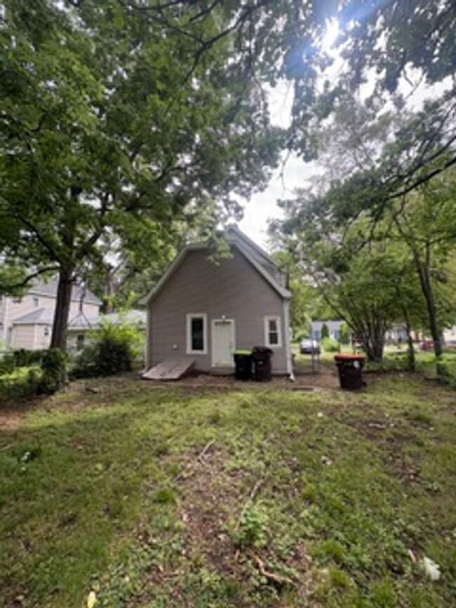 Photo - 4 bedroom single family home in Peoria for Rent