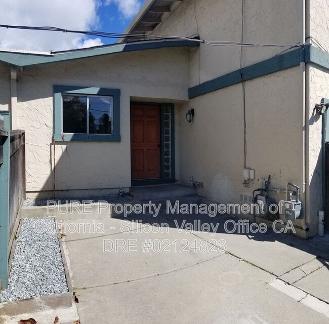 Photo - 5485 Soquel Dr