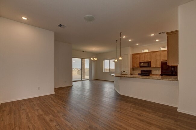 Photo - Spacious 3 Bedroom, 2 Bathroom Home in Granville