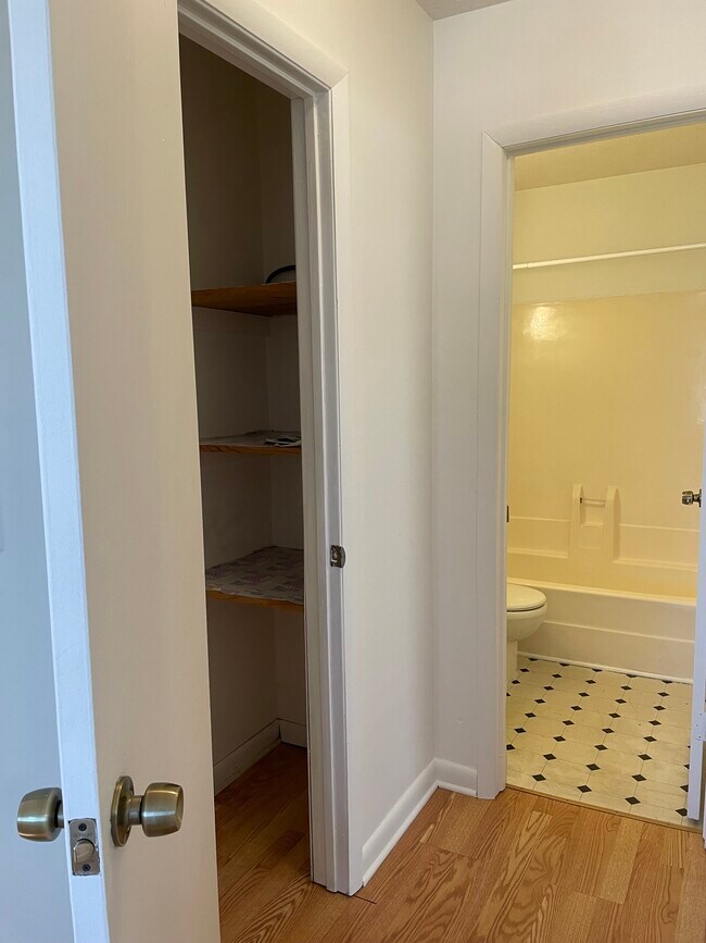 Photo - 1012 Ozark St