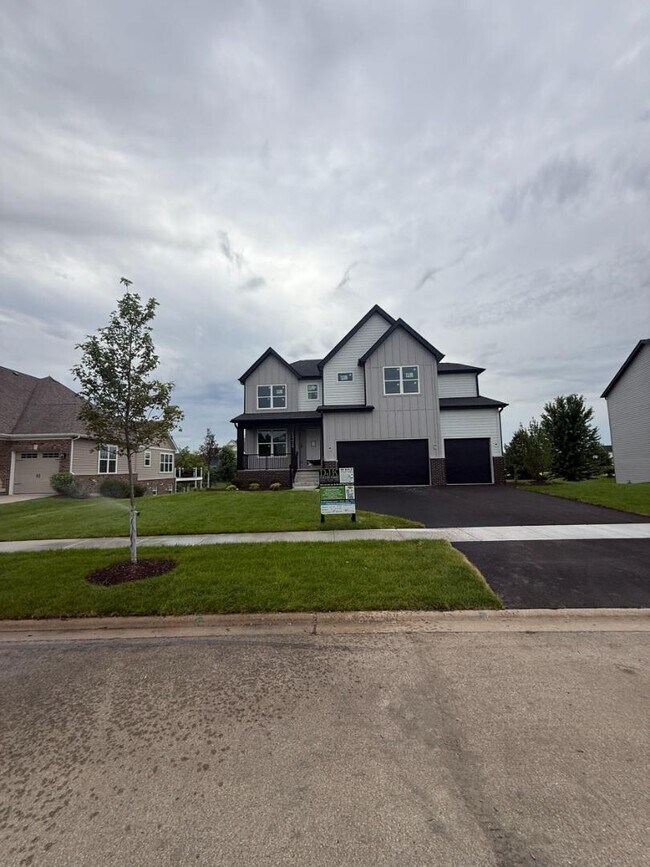 12428 Limerick Ln