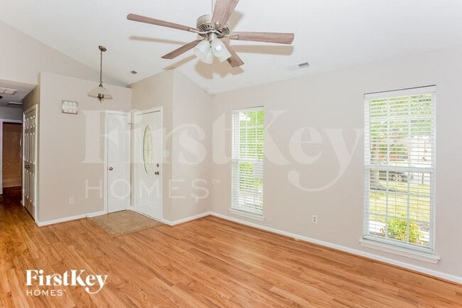 Photo - 4685 Falcon Chase Dr SW