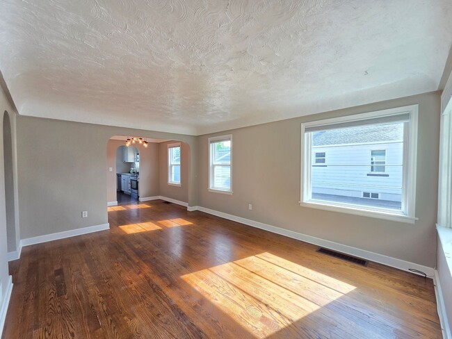 Photo - 11317 E 4th Ave