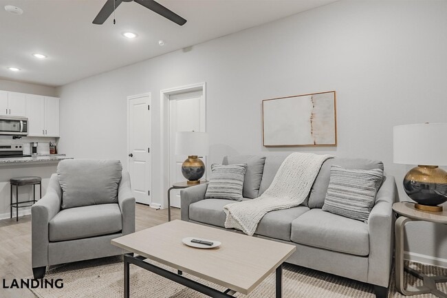 Building Photo - 1650 Harris Hill Rd