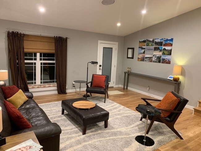 Photo - Wonderful 4BD/3BA Home in Louisville! Available April 1st!