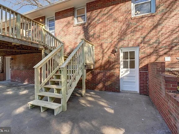 Photo - 302 Harris Rd