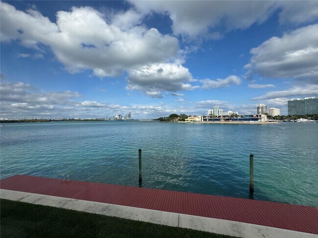 10281 E Bay Harbor Dr Unit A6