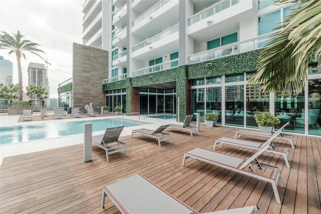 Photo - 1080 Brickell Ave Unit 2007