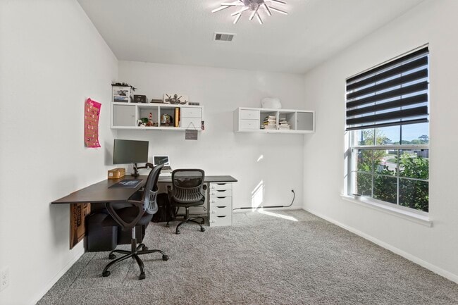 Photo - 413 Chardonnay Dr