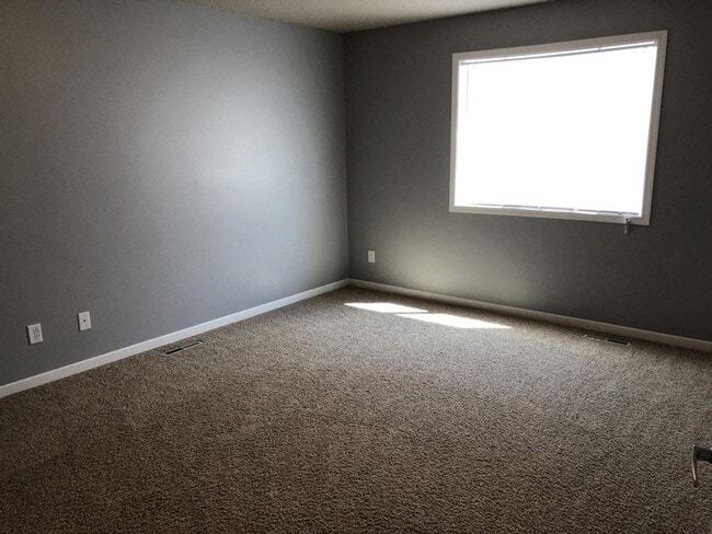 Photo - 3 Bed, 3 Bath Townhome in West Fargo!