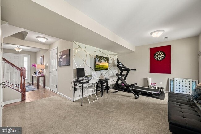 Photo - 24 Tuxford Ln