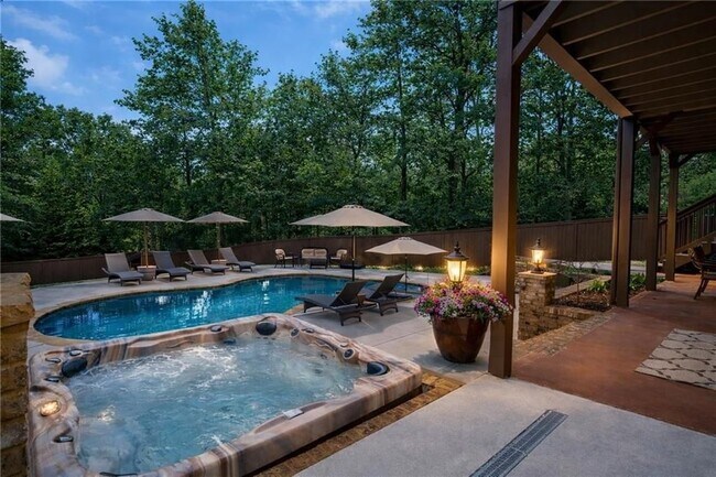 Photo - 2408 Winter Garden Pl