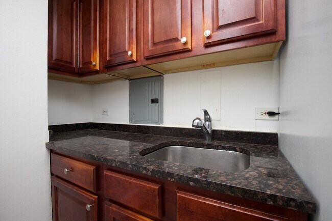Photo - 4180 N Marine Dr Unit 1031