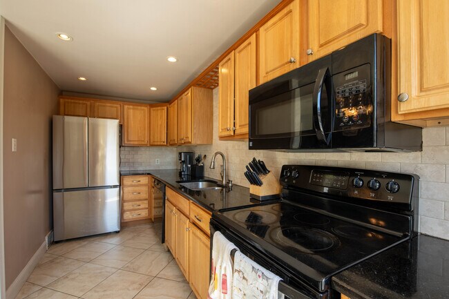 Photo - 5221 Palmer Mill Rd