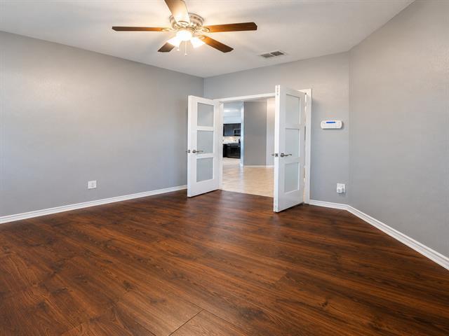 Photo - 1229 Walnut Cliff Ct