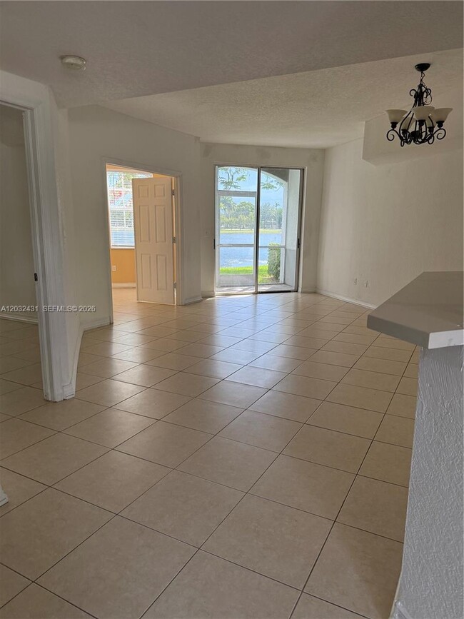 Photo - 715 SW 148th Ave Unit 611