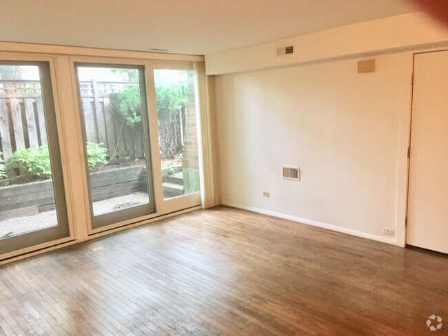 Building Photo - 549 W Dickens Ave Unit #1 Rental