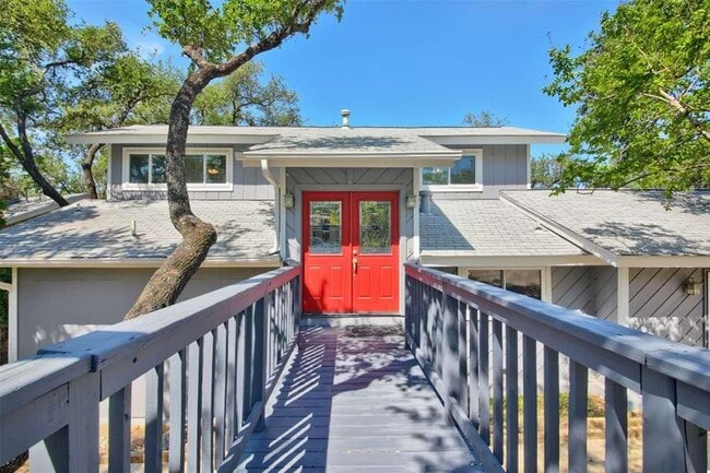 Photo - 11510 Oak Knoll Dr House