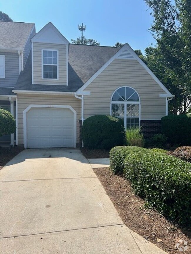 Building Photo - Desired Location for this 3 bedroom 2 bath... Rental