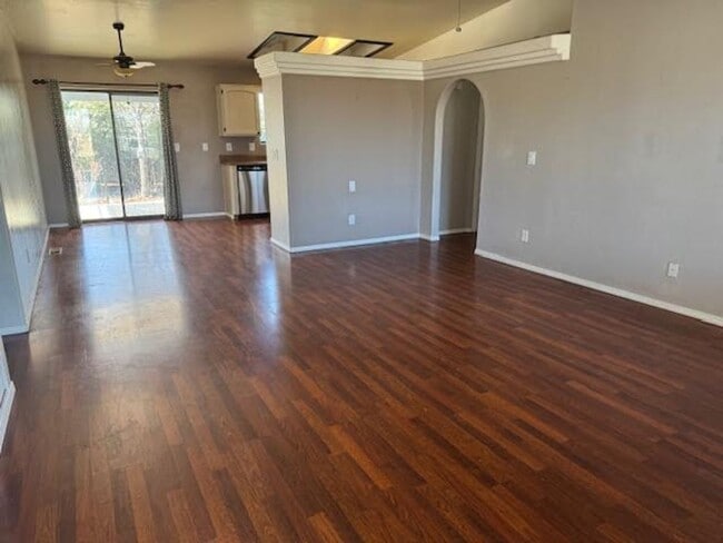 Photo - Cute 3 Bedroom 2 Bath 2 Car Garage Home in "Prescott Valley"