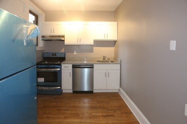 Photo - 622 W Stratford Unit S2