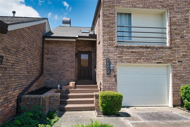 Photo - 16212 Seahorse Dr Condo