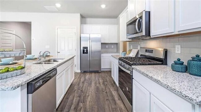 Photo - 1087 Rigby Ct SE