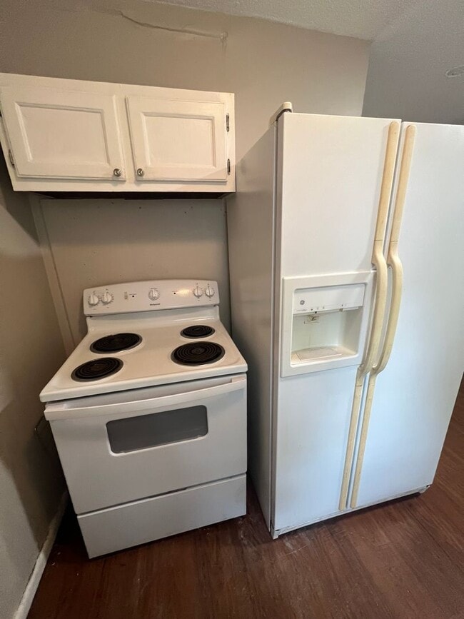 Photo - 2 bed 1 bath duplex House