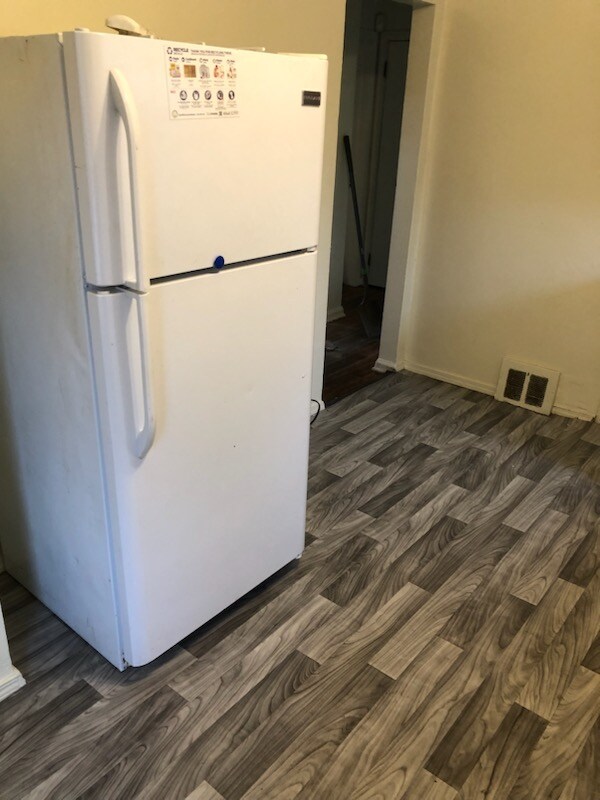 Photo - 314 W Ridgeway Ave