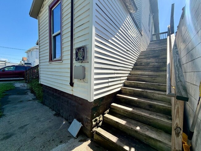 Photo - 2825 Sanford St Unit 5