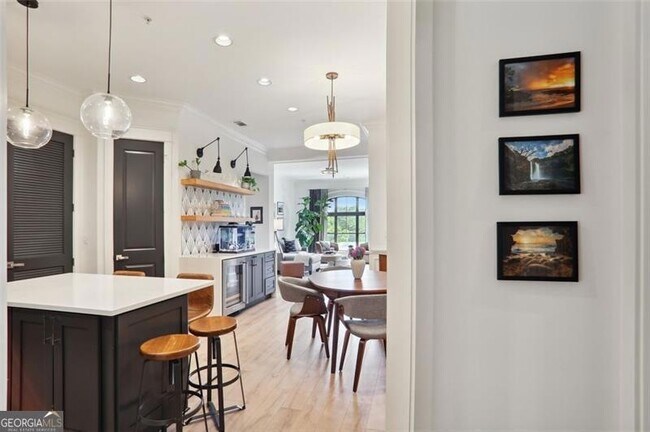 Building Photo - 625 Piedmont Ave NE Unit 3028