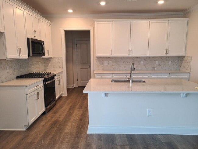 Photo - 720 Westec Wy