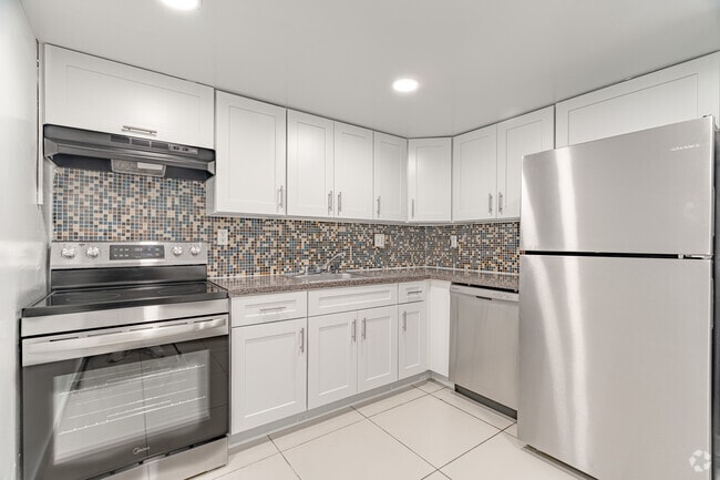 2BR, 1BA - 1,190SF