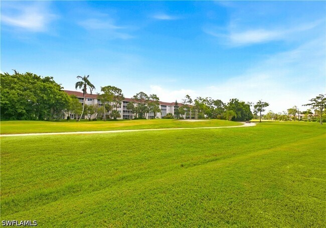 1083 Forest Lakes Dr Unit 209