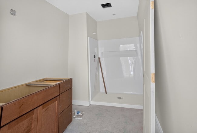 Photo - 101 Monroe St Unit Apt 2