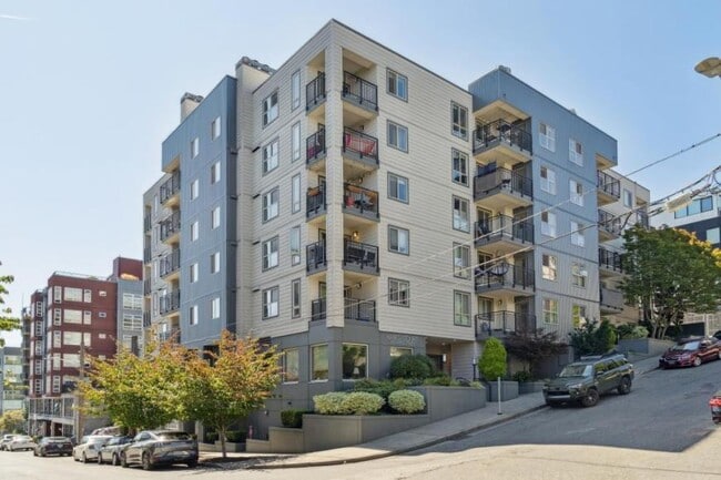 Building Photo - 2 bedroom in Seattle WA 98109 Unit 405 Rental