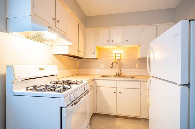 Photo - 311 E Jenkins Ave Unit A