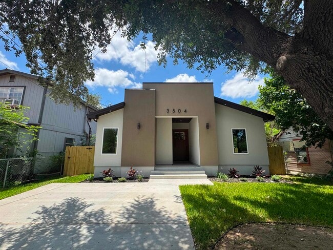 Building Photo - 3504 San Agustin Ave