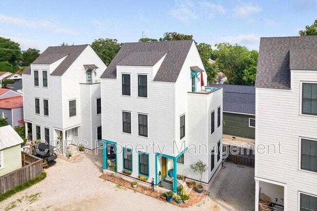 Photo - 3 1/2 Maranda Holmes St Unit B