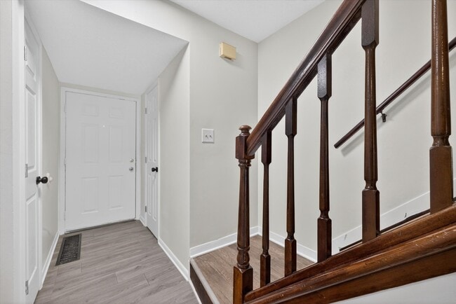 Photo - 599 E Graham Pl