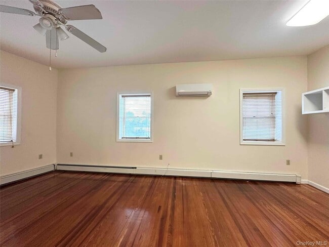 Photo - 503 Hicksville Rd Unit 2F