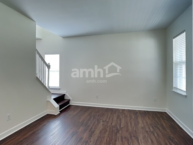 Photo - 4219 Kiser Woods Dr SW
