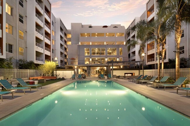 Building Photo - The Vivere Flats Rental