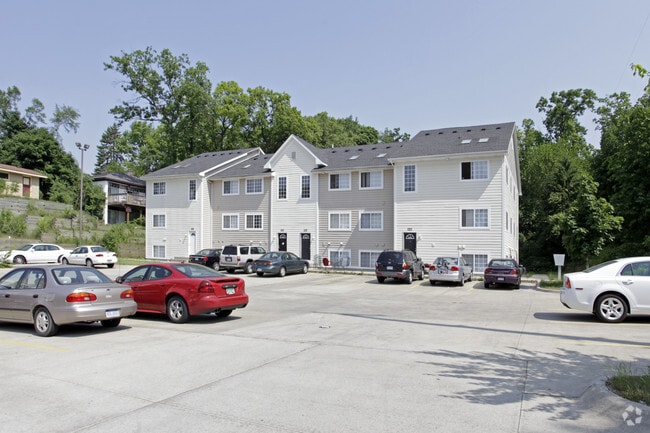 Building Photo - 1506 Knollwood Ave Rental